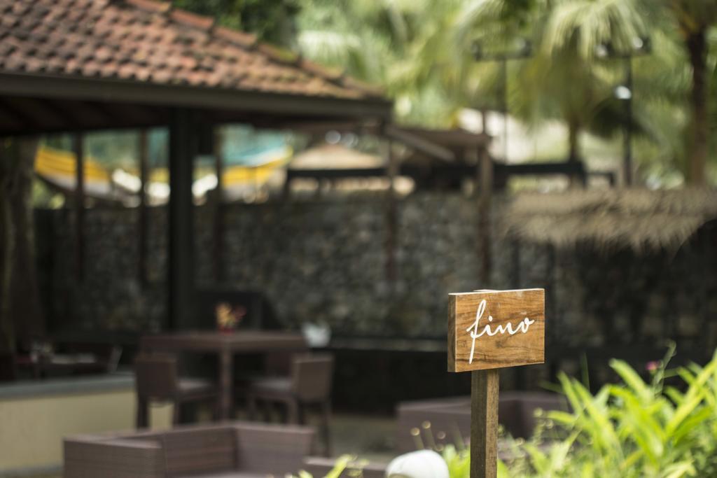 Ranna 212 Beach Resort Kahandamodara Buitenkant foto