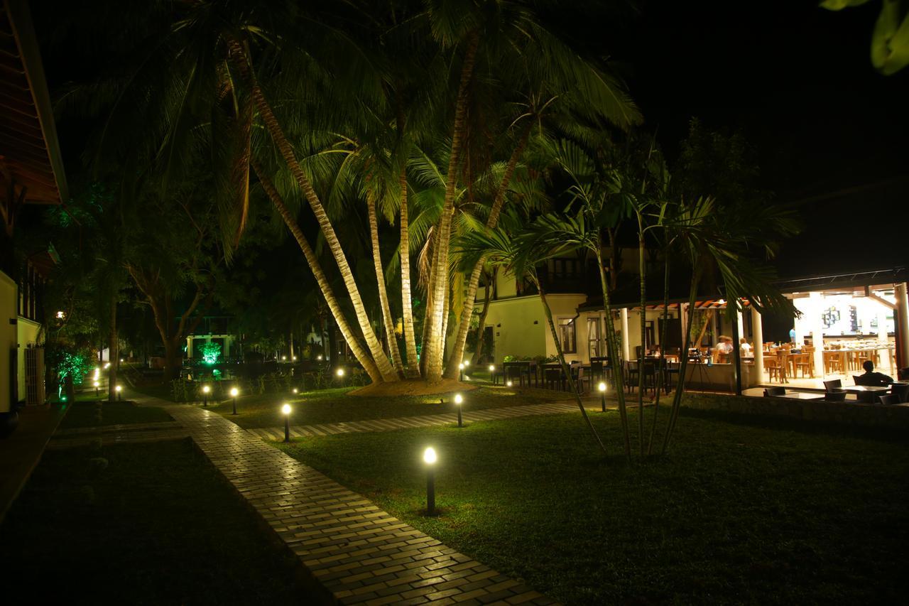 Ranna 212 Beach Resort Tangalle Buitenkant foto